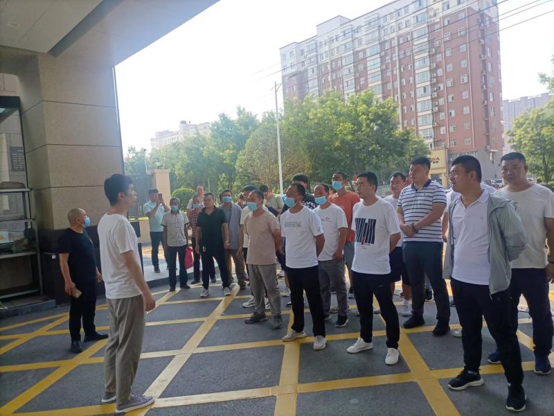 不斷學(xué)習，不斷超越丨集團公司組織各項目經(jīng)理前往碧桂園·天璽項目觀(guān)摩學(xué)習 